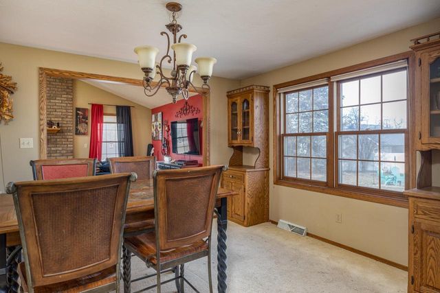 1567 OLD SCHOOL PLACE, Greenleaf, WI 54126