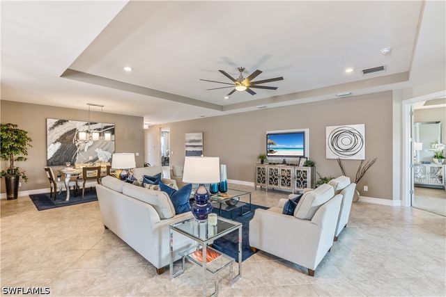 856 NE 6TH AVE, Cape Coral, FL 33909