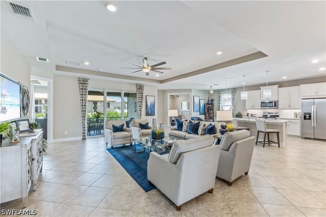 856 NE 6TH AVE, Cape Coral, FL 33909