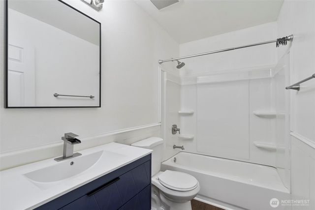 18117 Hi Lo Court SE, Yelm, WA 98597