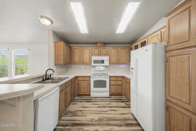 3301 S GOLDFIELD Road 1034, Apache Junction, AZ 85119