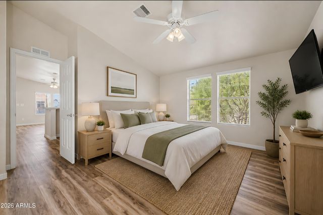 3301 S GOLDFIELD Road 1034, Apache Junction, AZ 85119