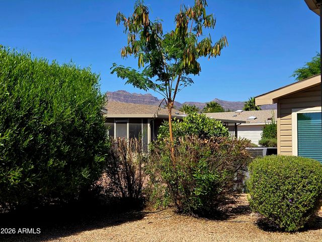 3301 S GOLDFIELD Road 1034, Apache Junction, AZ 85119