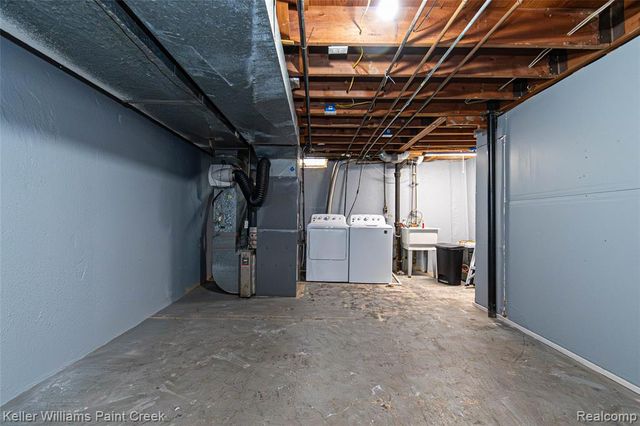 33849 Clifton Drive, Sterling Heights, MI 48310