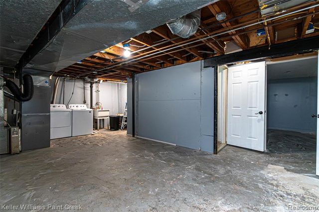 33849 Clifton Drive, Sterling Heights, MI 48310