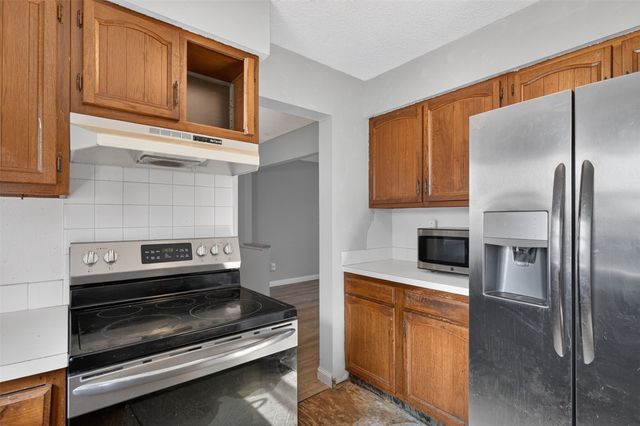 415 25th Avenue SW, Altoona, IA 50009