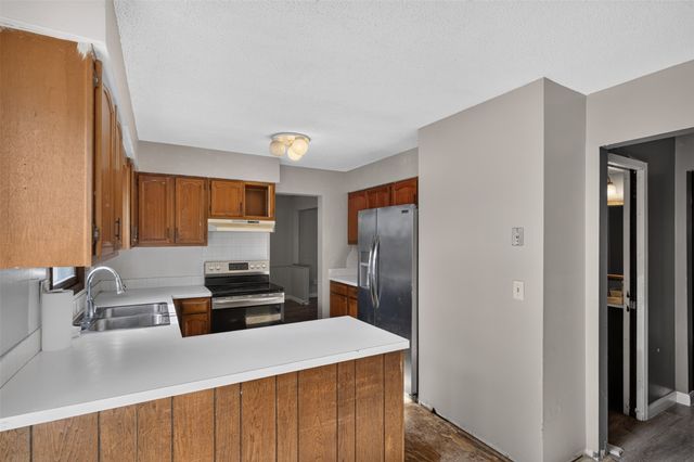 415 25th Avenue SW, Altoona, IA 50009