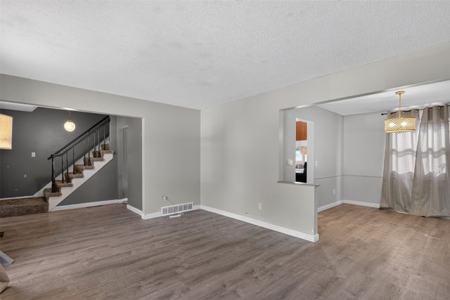 415 25th Avenue SW, Altoona, IA 50009