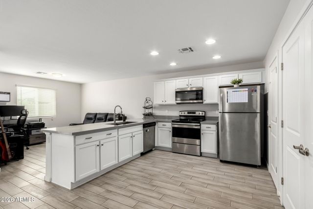 15180 S Diablo Road, Arizona City, AZ 85123