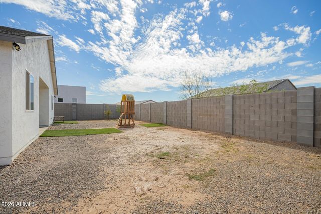 15180 S Diablo Road, Arizona City, AZ 85123