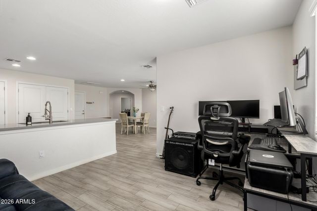 15180 S Diablo Road, Arizona City, AZ 85123