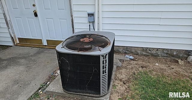 2130 Rains Street, Murphysboro, IL 62966