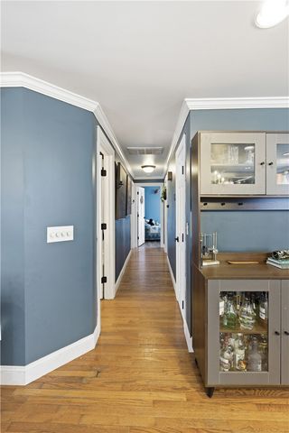 52 Viking Drive, Portsmouth, RI 02871