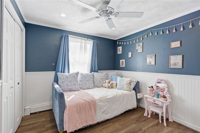 52 Viking Drive, Portsmouth, RI 02871