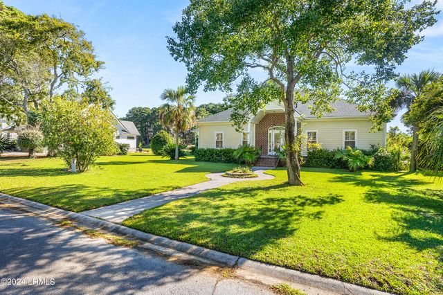 27 E National Boulevard, Beaufort, SC 29907
