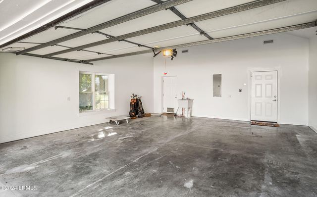 27 E National Boulevard, Beaufort, SC 29907