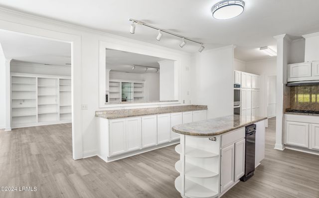 27 E National Boulevard, Beaufort, SC 29907