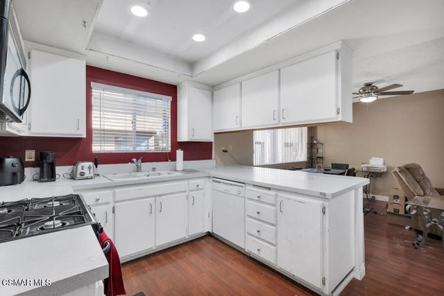 2103 Euclid Avenue, Camarillo, CA 93010