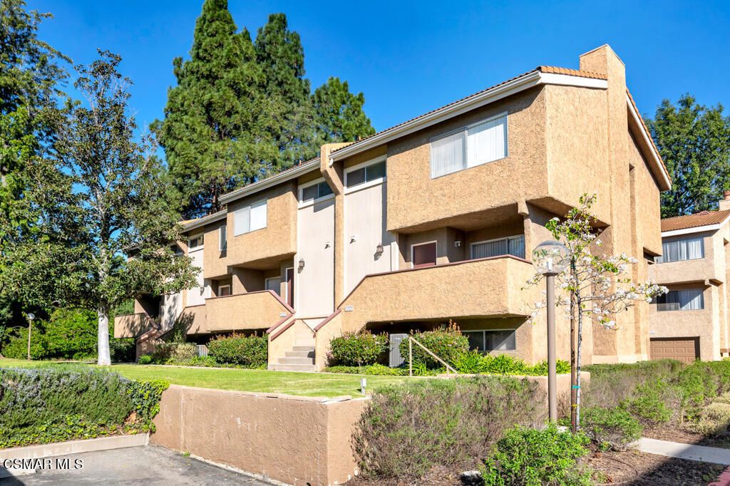 Image 1 of property listing at 2103 Euclid Avenue, Camarillo, CA 93010