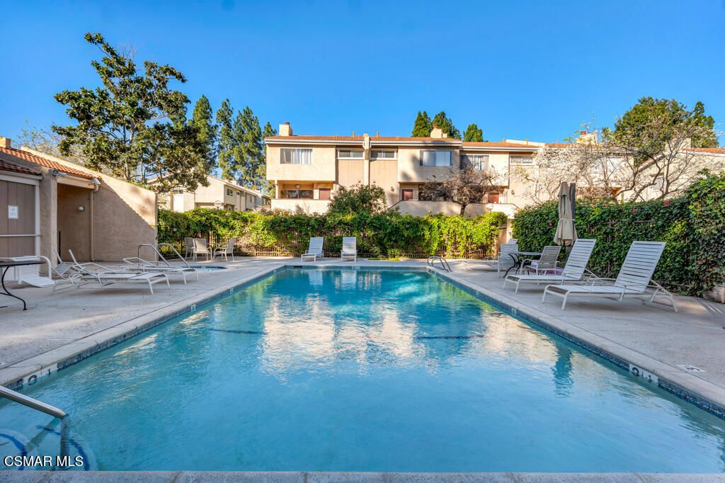 Image 26 of property listing at 2103 Euclid Avenue, Camarillo, CA 93010