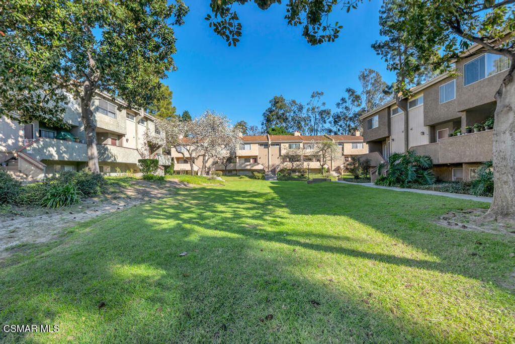 Image 29 of property listing at 2103 Euclid Avenue, Camarillo, CA 93010