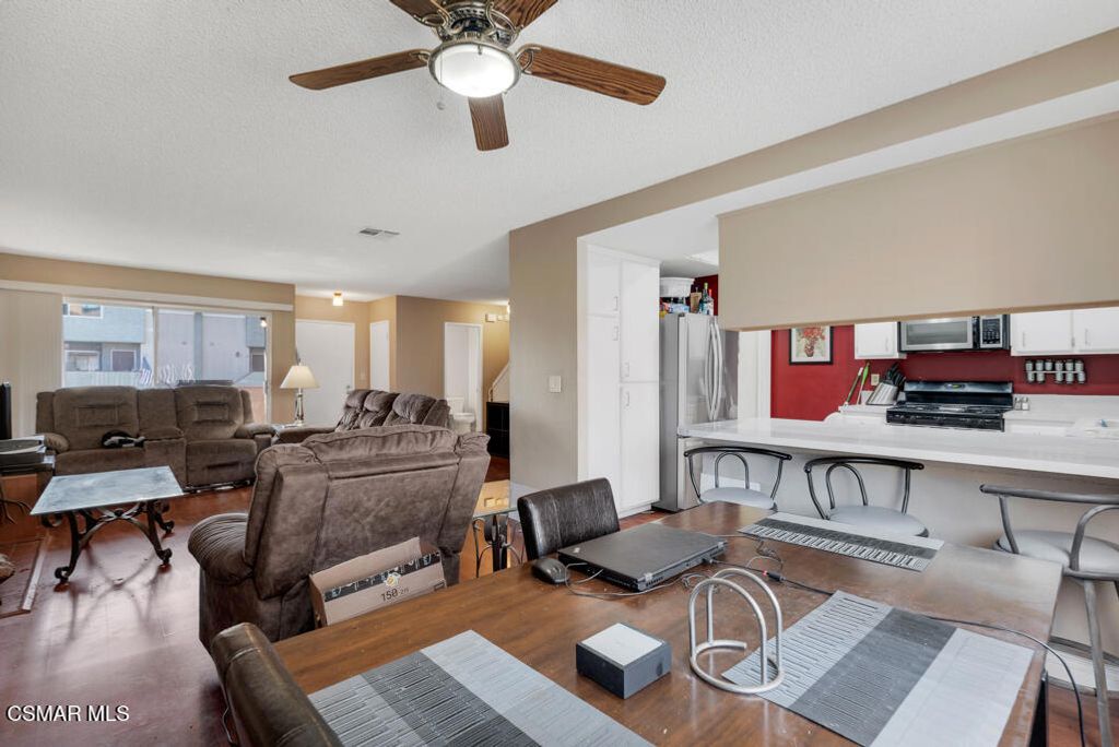 Image 8 of property listing at 2103 Euclid Avenue, Camarillo, CA 93010