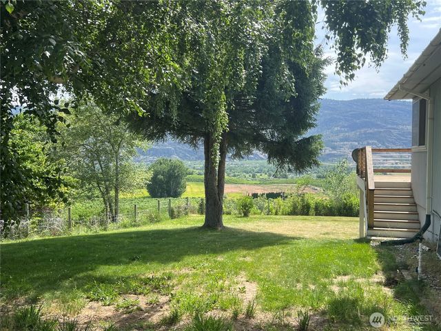 81 B Golden Road, Oroville, WA 98844