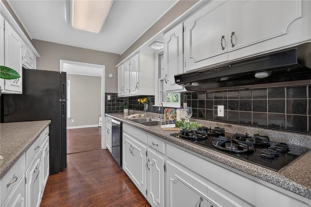 1 Old Greenwood Lane, Fort Smith, AR 72903