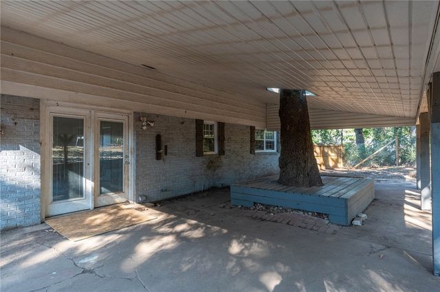 1 Old Greenwood Lane, Fort Smith, AR 72903