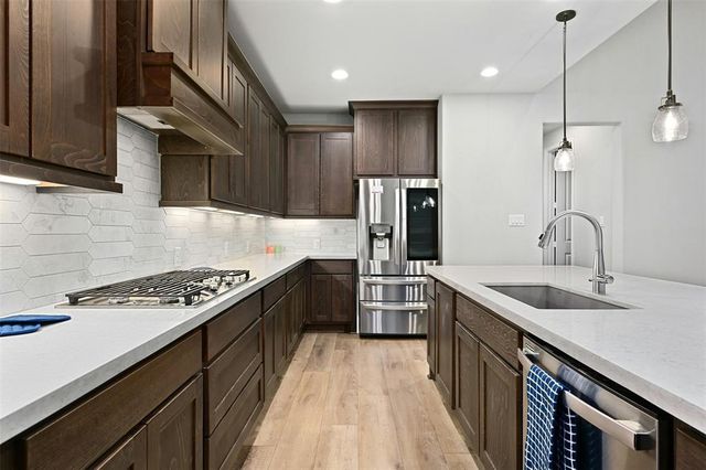 132 Santa Maria ST, Georgetown, TX 78628