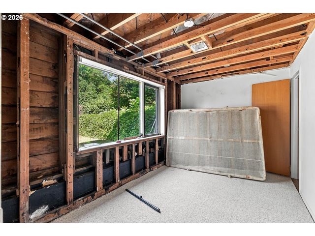 15205 Se LEE Ave, Milwaukie, OR 97267