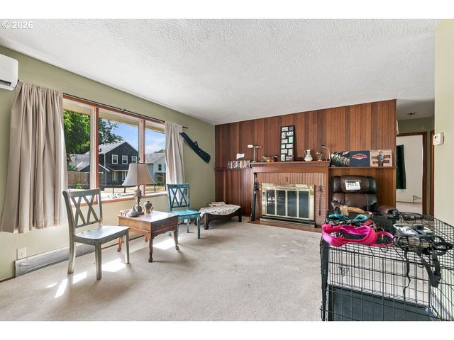 15205 Se LEE Ave, Milwaukie, OR 97267