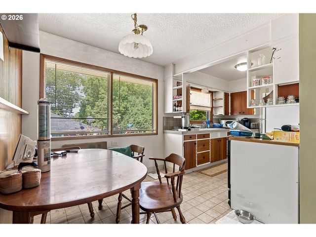15205 Se LEE Ave, Milwaukie, OR 97267