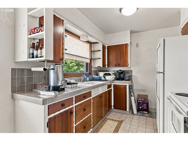 15205 Se LEE Ave, Milwaukie, OR 97267
