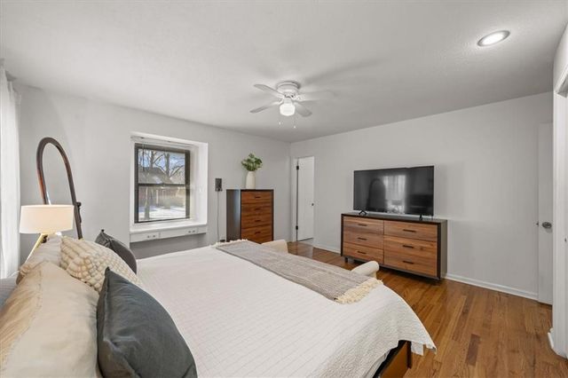 1404 SW Charleston Avenue, Lee's Summit, MO 64081