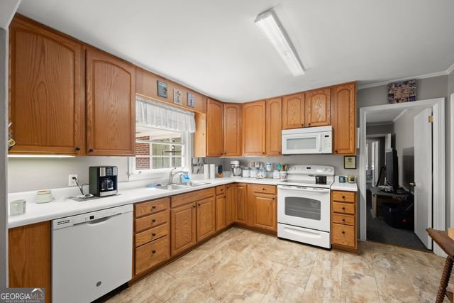 148 Moreland Avenue, Toccoa, GA 30577
