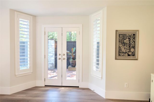 15508 Crown Oaks Drive, Montgomery, TX 77316