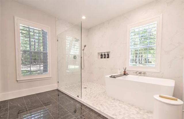 15508 Crown Oaks Drive, Montgomery, TX 77316