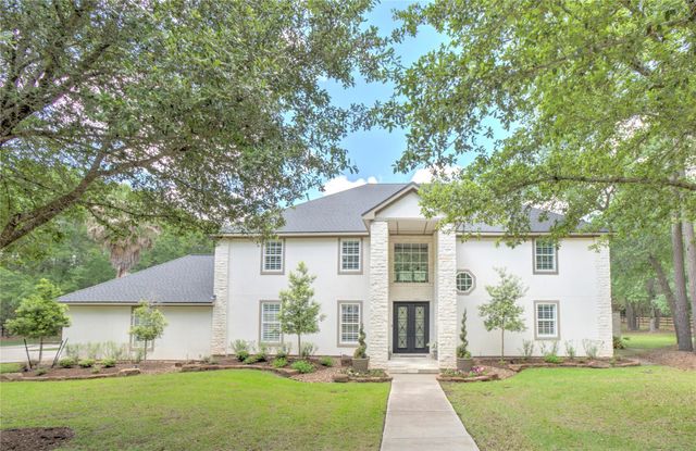15508 Crown Oaks Drive, Montgomery, TX 77316