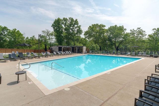 2891 Kobuk Drive, 301, Columbus, OH 43228