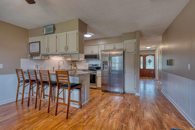 7888 Meadow Lane, Newburgh, IN 47630