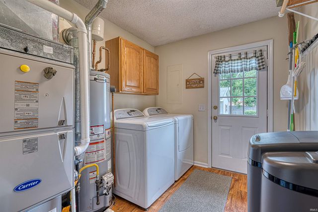 7888 Meadow Lane, Newburgh, IN 47630