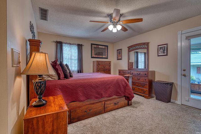 7888 Meadow Lane, Newburgh, IN 47630
