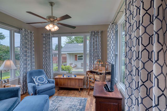7888 Meadow Lane, Newburgh, IN 47630