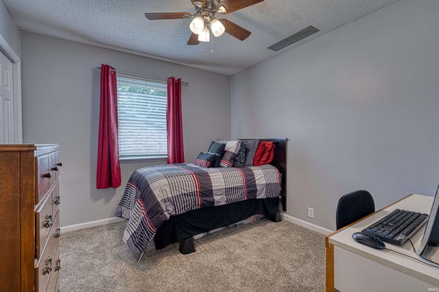 7888 Meadow Lane, Newburgh, IN 47630
