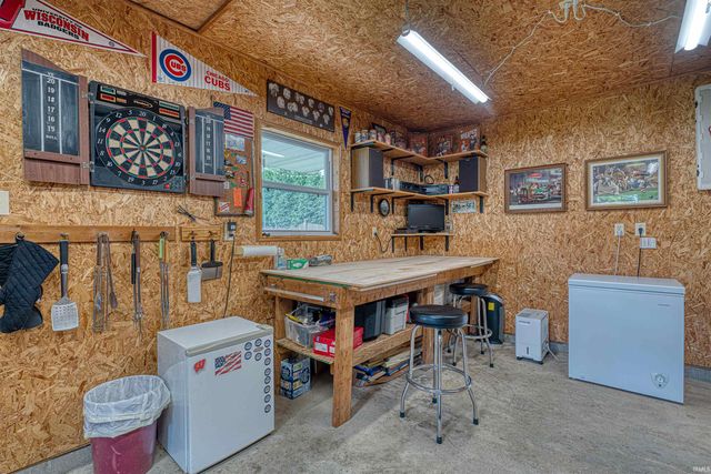 7888 Meadow Lane, Newburgh, IN 47630