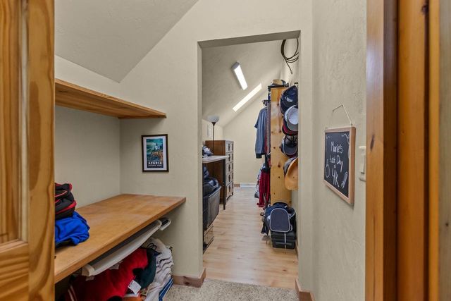 218 EMILY WAY, Hortonville, WI 54944