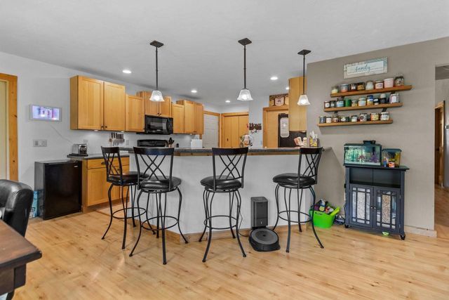 218 EMILY WAY, Hortonville, WI 54944