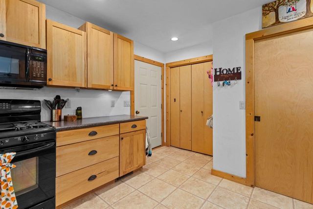 218 EMILY WAY, Hortonville, WI 54944