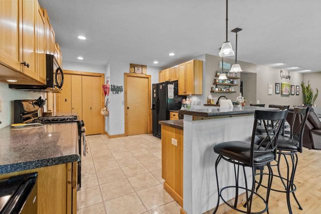 218 EMILY WAY, Hortonville, WI 54944